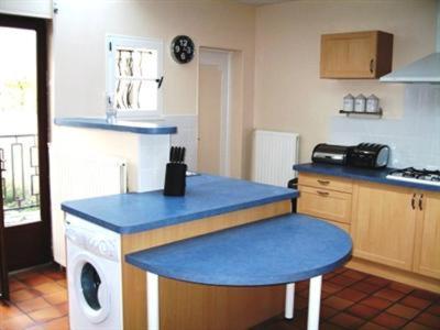 Spacious Quentoinise Town House Saint-Quentin  Dış mekan fotoğraf